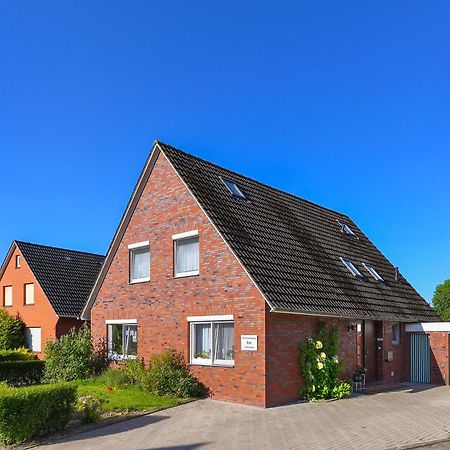 Ferienwohnung Im Haus Weinstock Esens Exterior photo